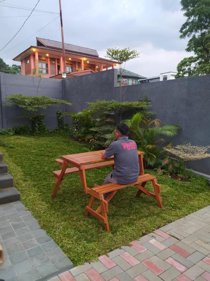 Villa Sky Garden Богор Екстериор снимка