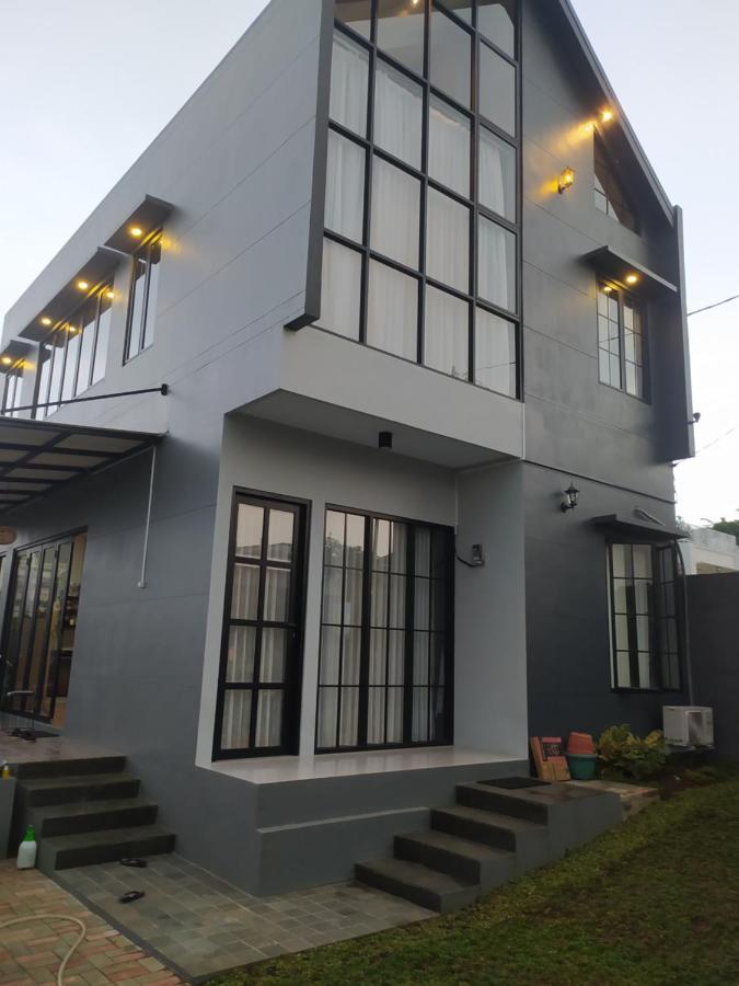 Villa Sky Garden Богор Екстериор снимка